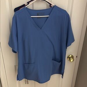 Figs Women's Casma and Jogger Set Light Blue